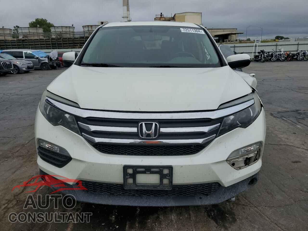HONDA PILOT 2017 - 5FNYF6H56HB061452