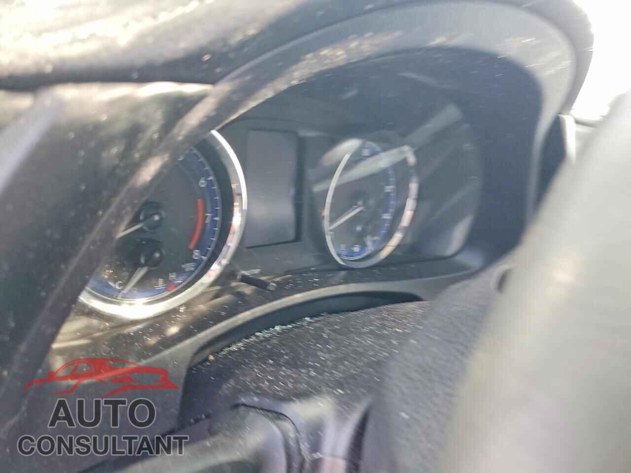 TOYOTA COROLLA 2017 - 2T1BURHEXHC956038