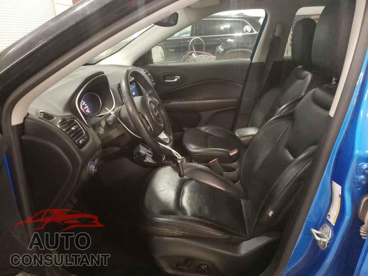 JEEP COMPASS 2018 - 3C4NJDCB2JT329178