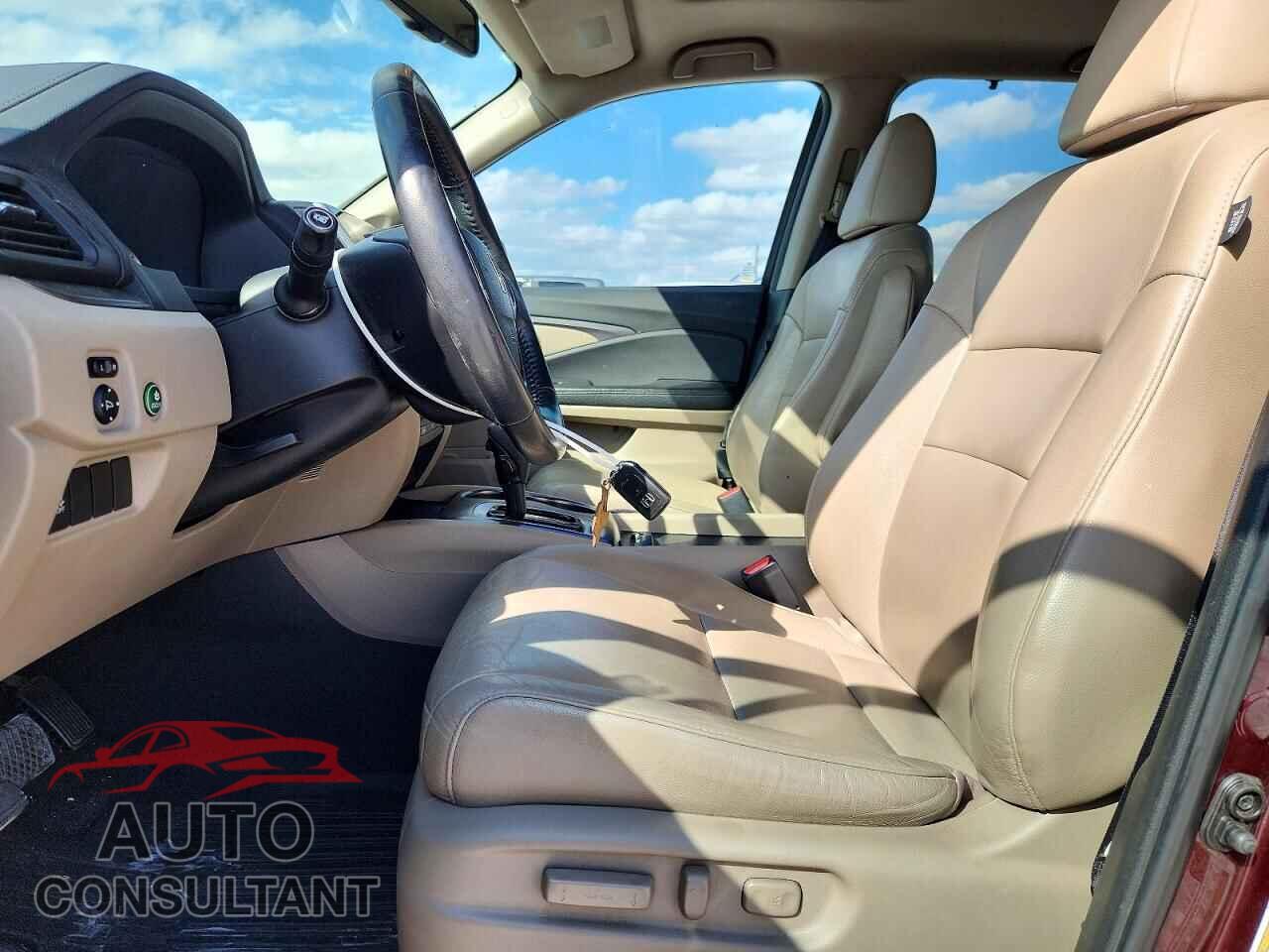 HONDA PILOT 2016 - 5FNYF5H85GB027733