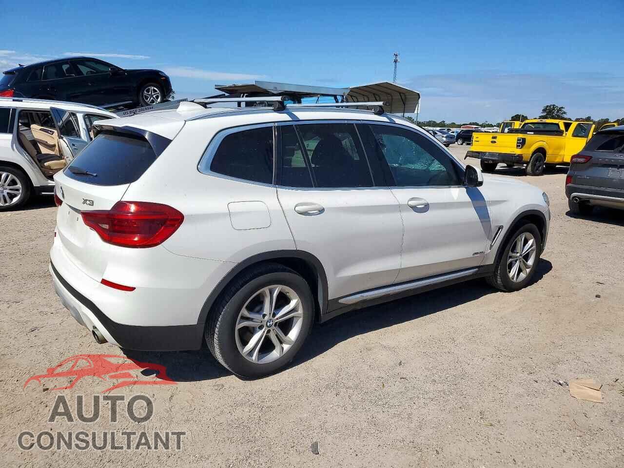 BMW X3 2018 - 5UXTR9C58JLD64232