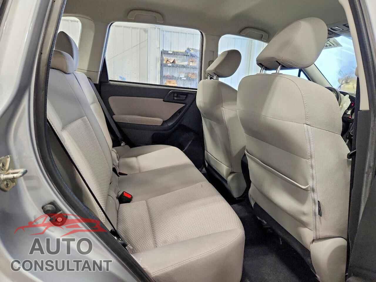 SUBARU FORESTER 2014 - JF2SJAAC9EH425568