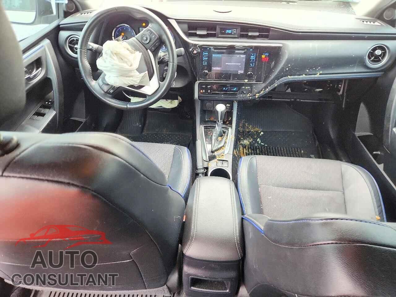 TOYOTA COROLLA 2019 - 2T1BURHEXKC218568