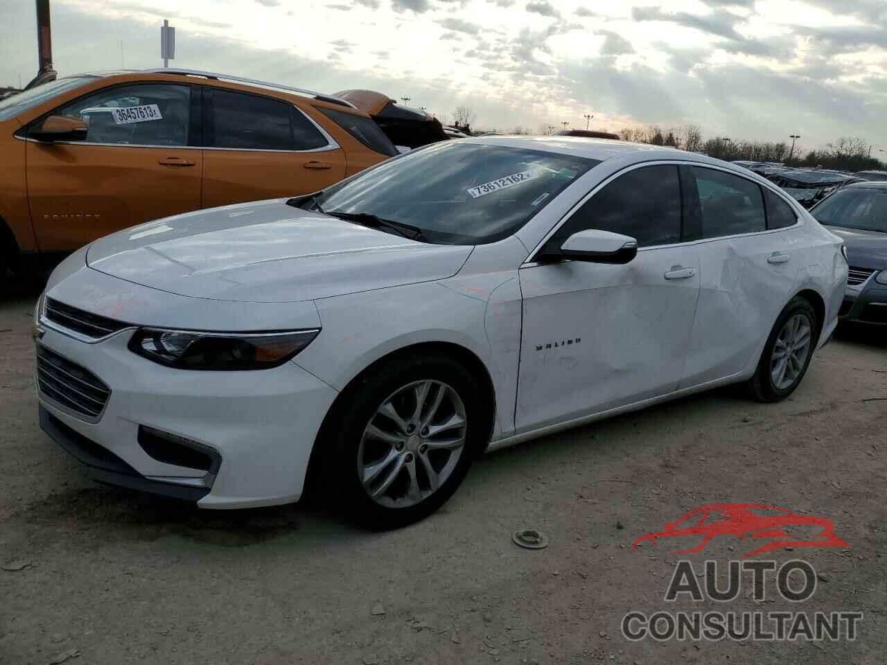 CHEVROLET MALIBU 2018 - 1G1ZD5ST0JF237594