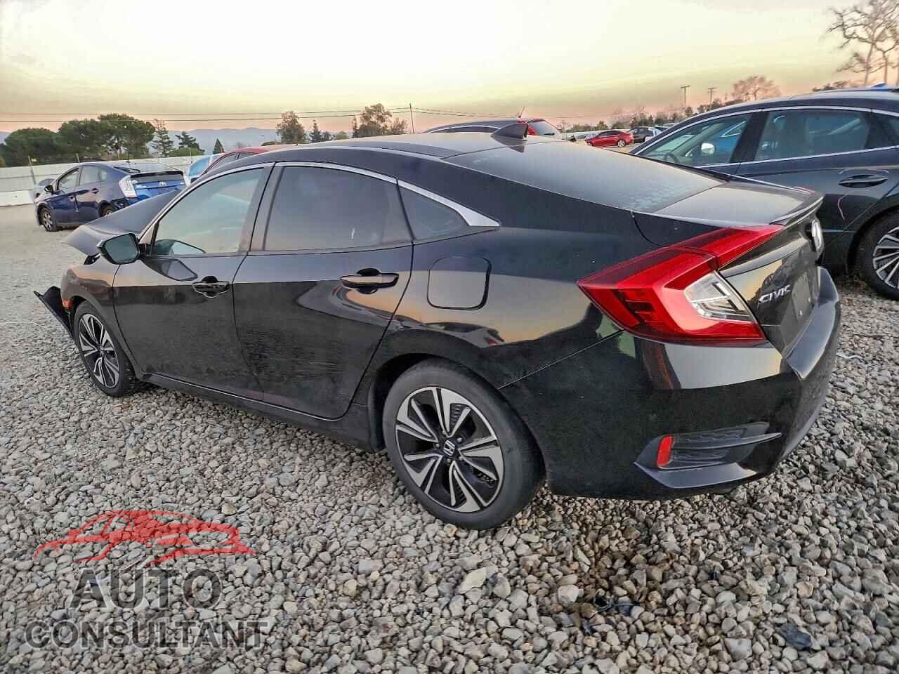 HONDA CIVIC 2017 - 19XFC1F37HE214964