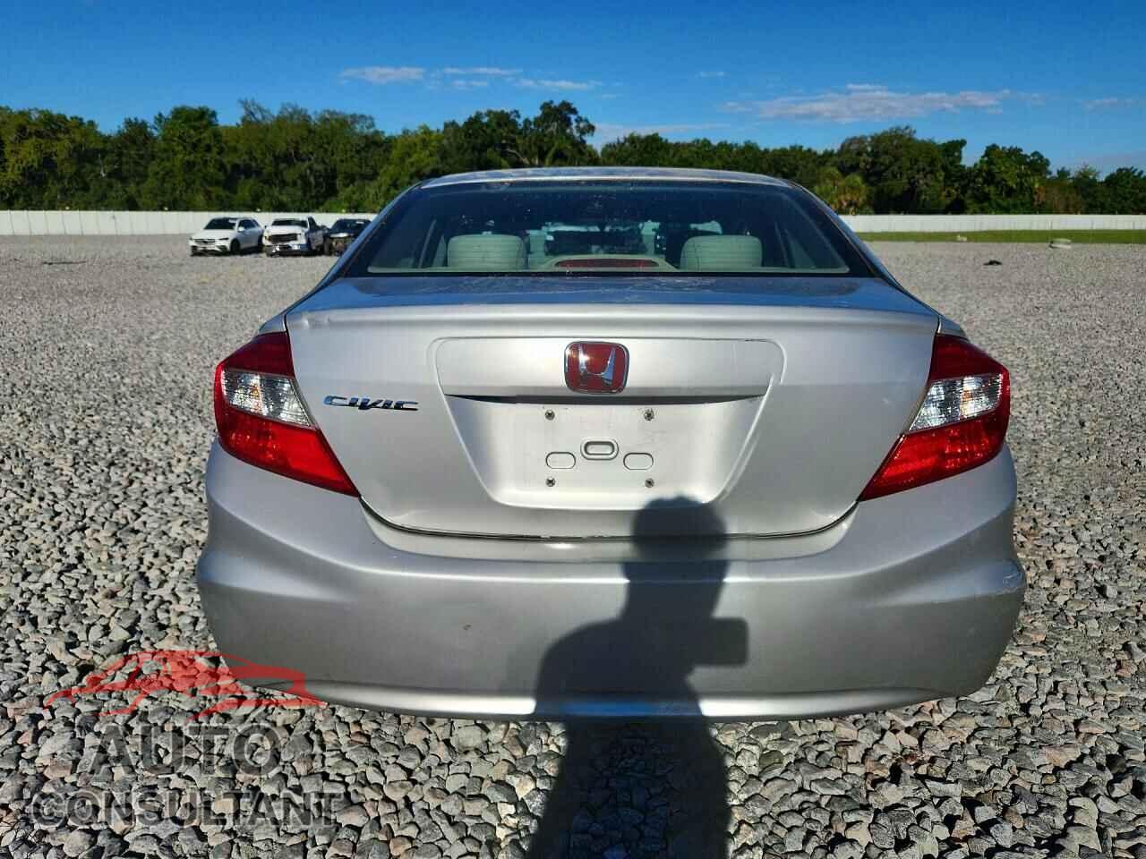 HONDA CIVIC 2012 - JHMFB2F58CS004873