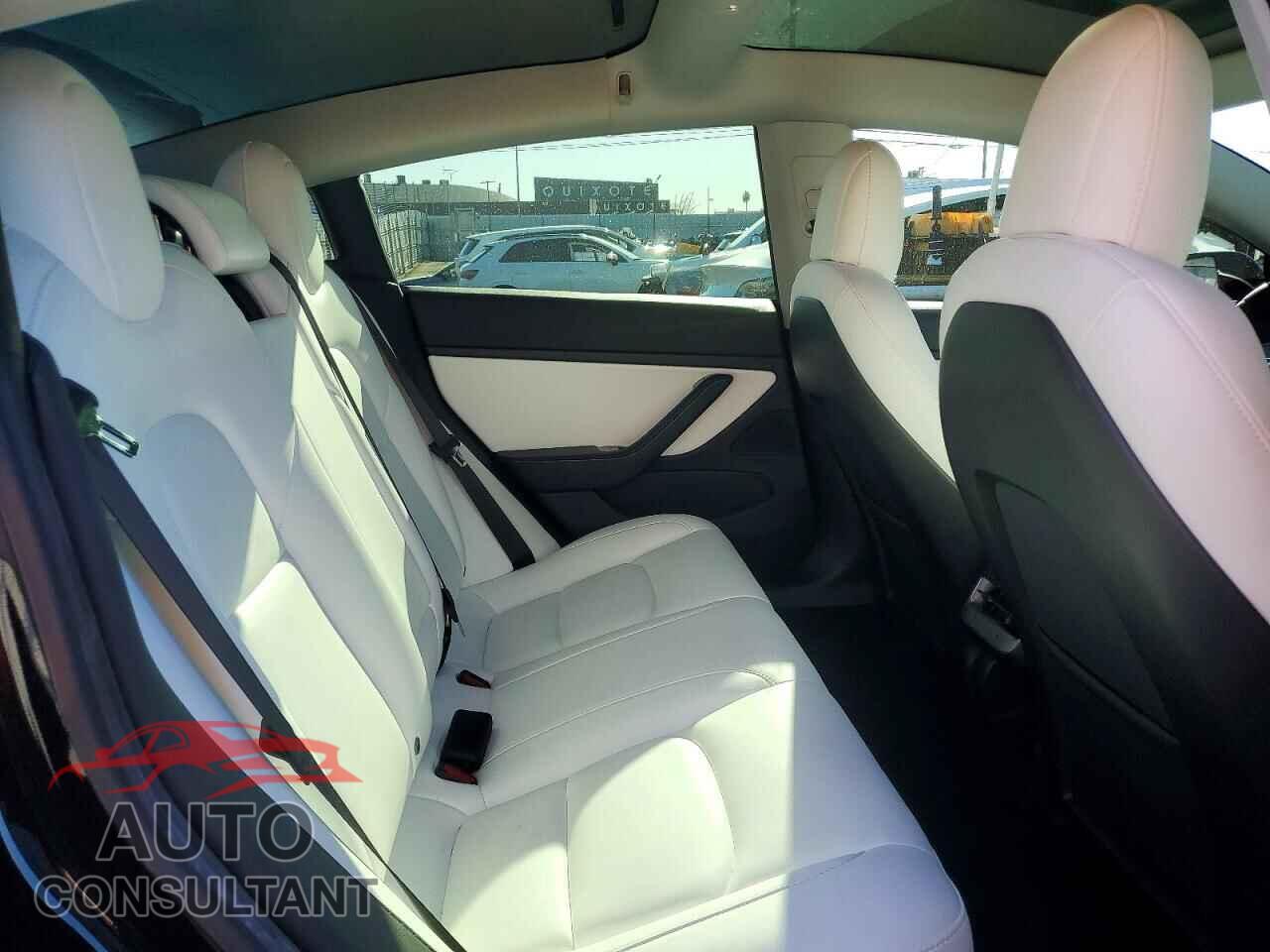 TESLA MODEL 3 2020 - 5YJ3E1EA5LF745967