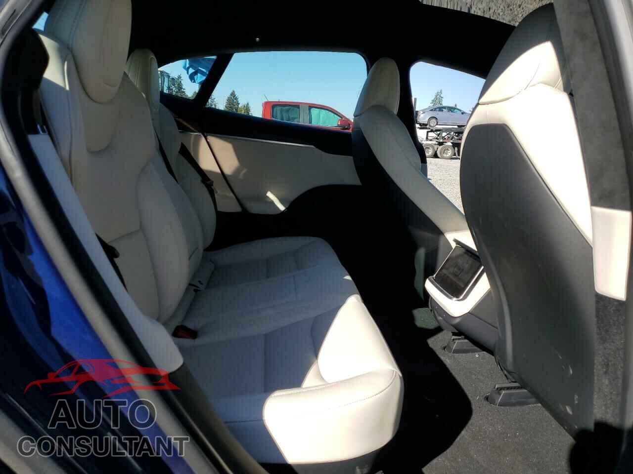 TESLA MODEL S 2022 - 5YJSA1E52NF490630