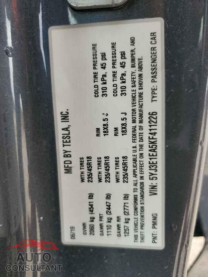 TESLA MODEL 3 2019 - 5YJ3E1EA5KF411226
