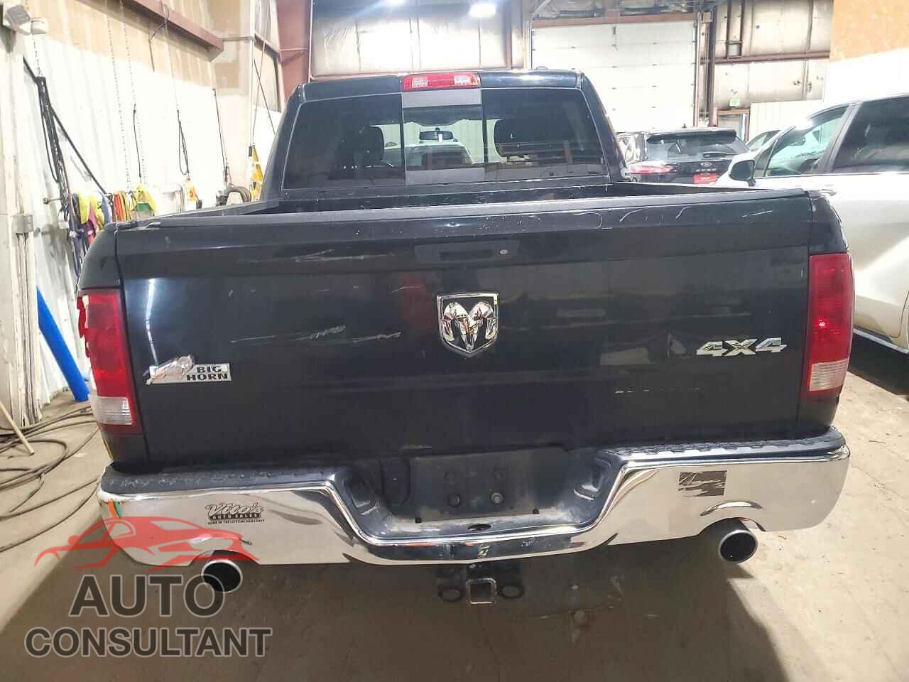 DODGE RAM 1500 2012 - 1C6RD7LT1CS179921