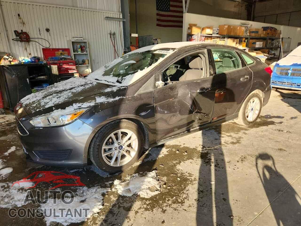 FORD FOCUS 2017 - 1FADP3F21HL317356