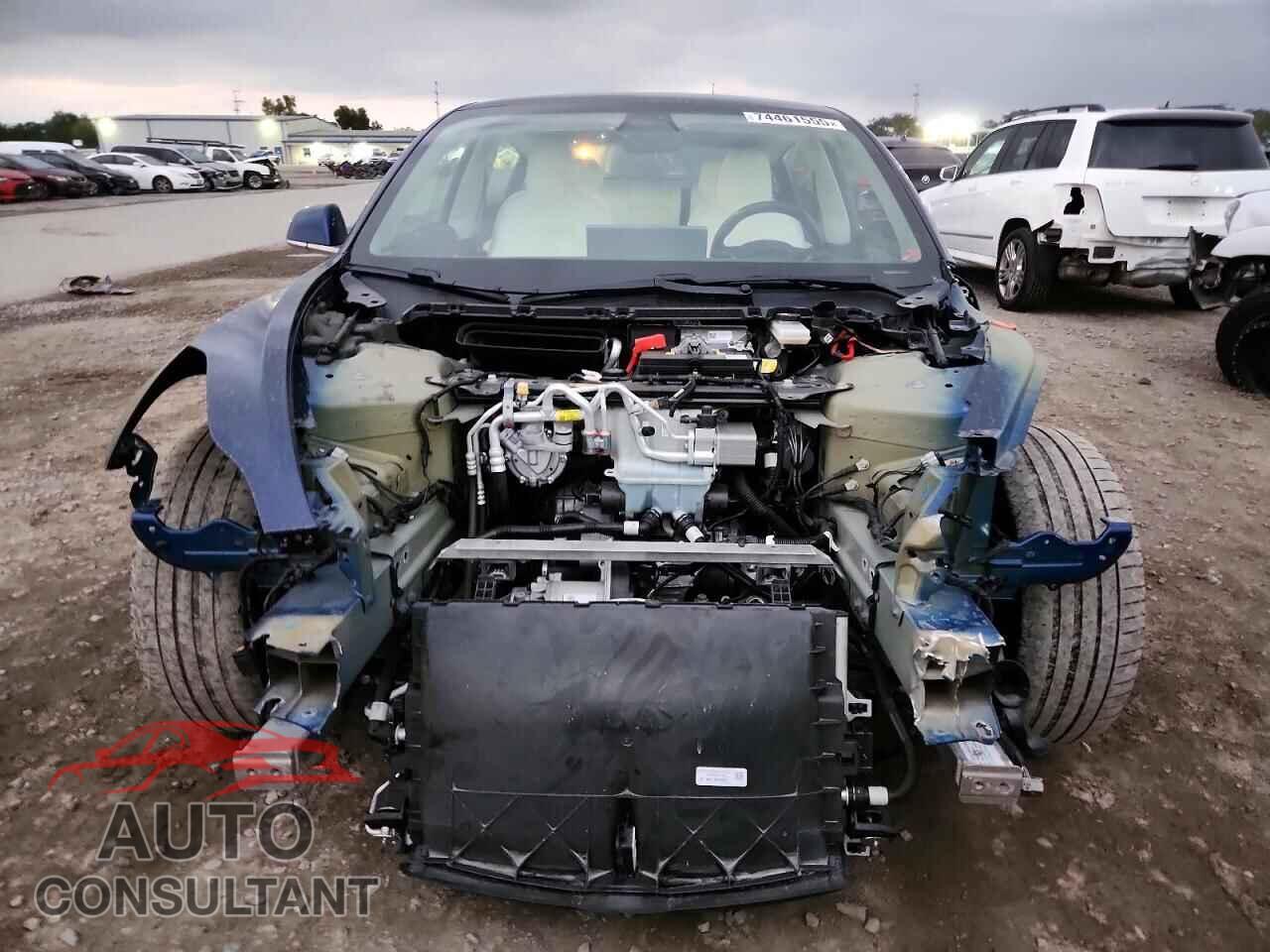 TESLA MODEL 3 2019 - 5YJ3E1EB6KF406772