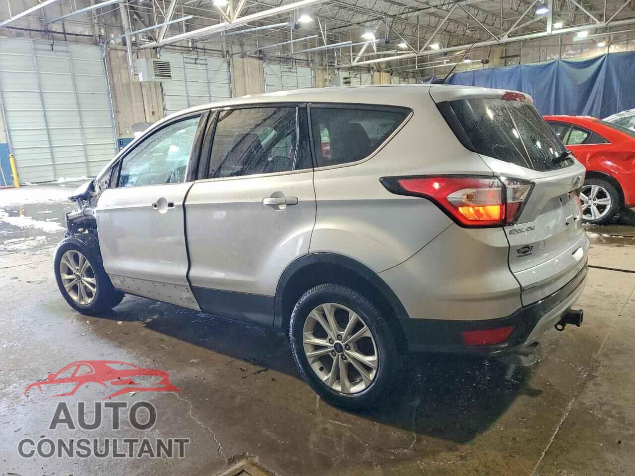 FORD ESCAPE 2017 - 1FMCU9G97HUD51496
