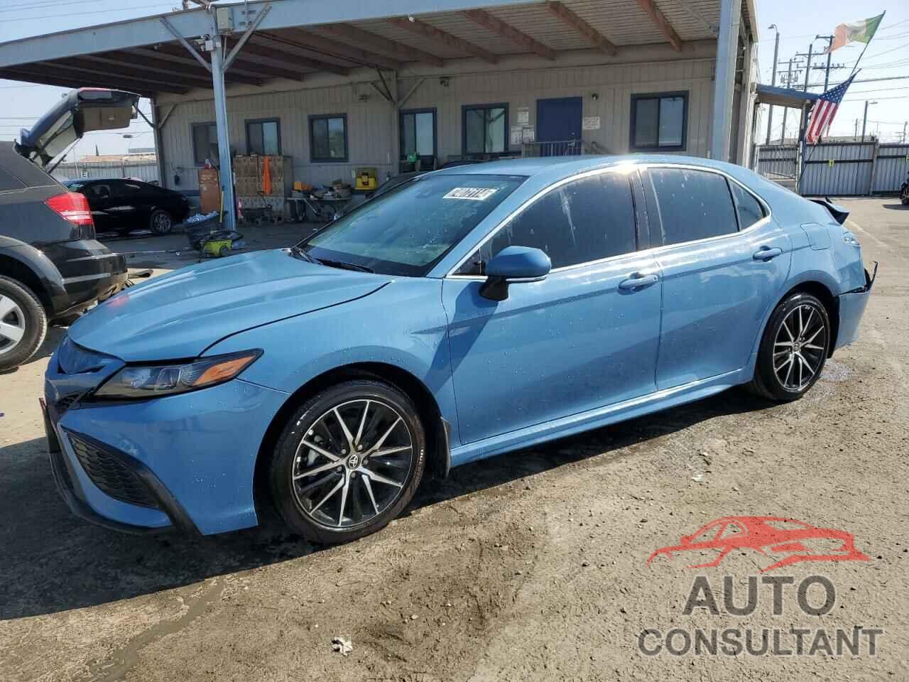 TOYOTA CAMRY 2024 - 4T1G11AKXRU209622