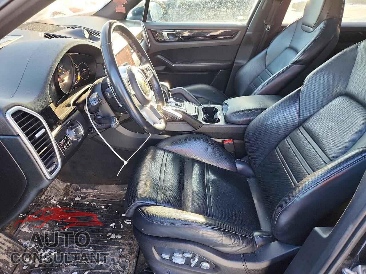 PORSCHE CAYENNE 2019 - WP1AA2AY5KDA08039
