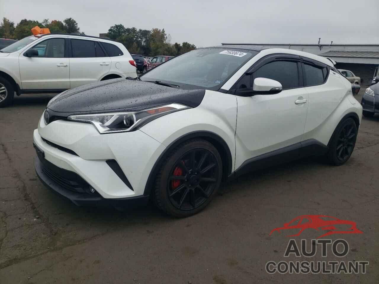 TOYOTA C-HR 2018 - NMTKHMBX1JR027157