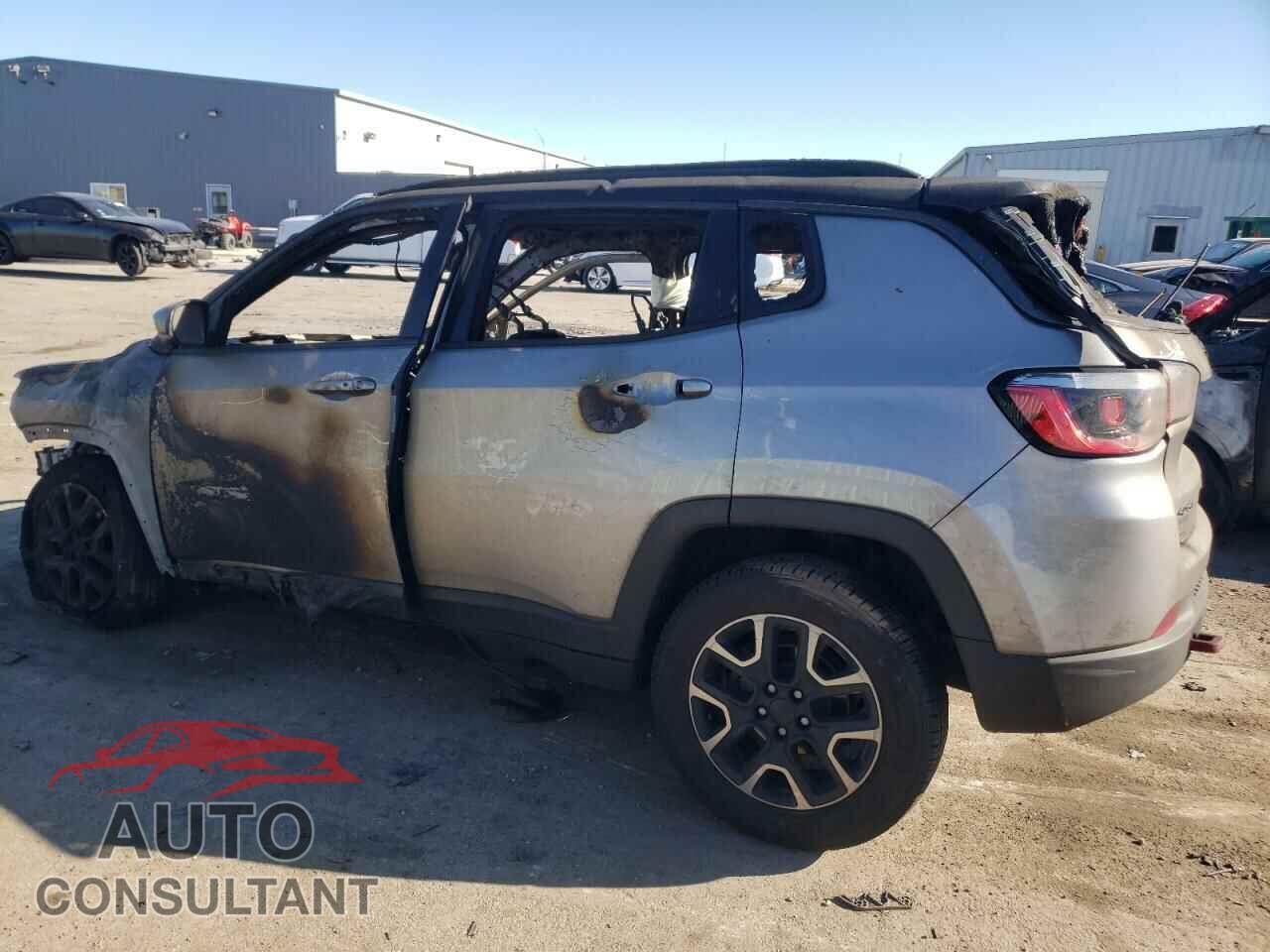 JEEP COMPASS 2019 - 3C4NJDDB2KT627536