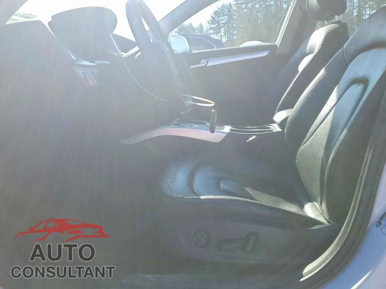 AUDI A4 2012 - WAUFFAFL2CN014423
