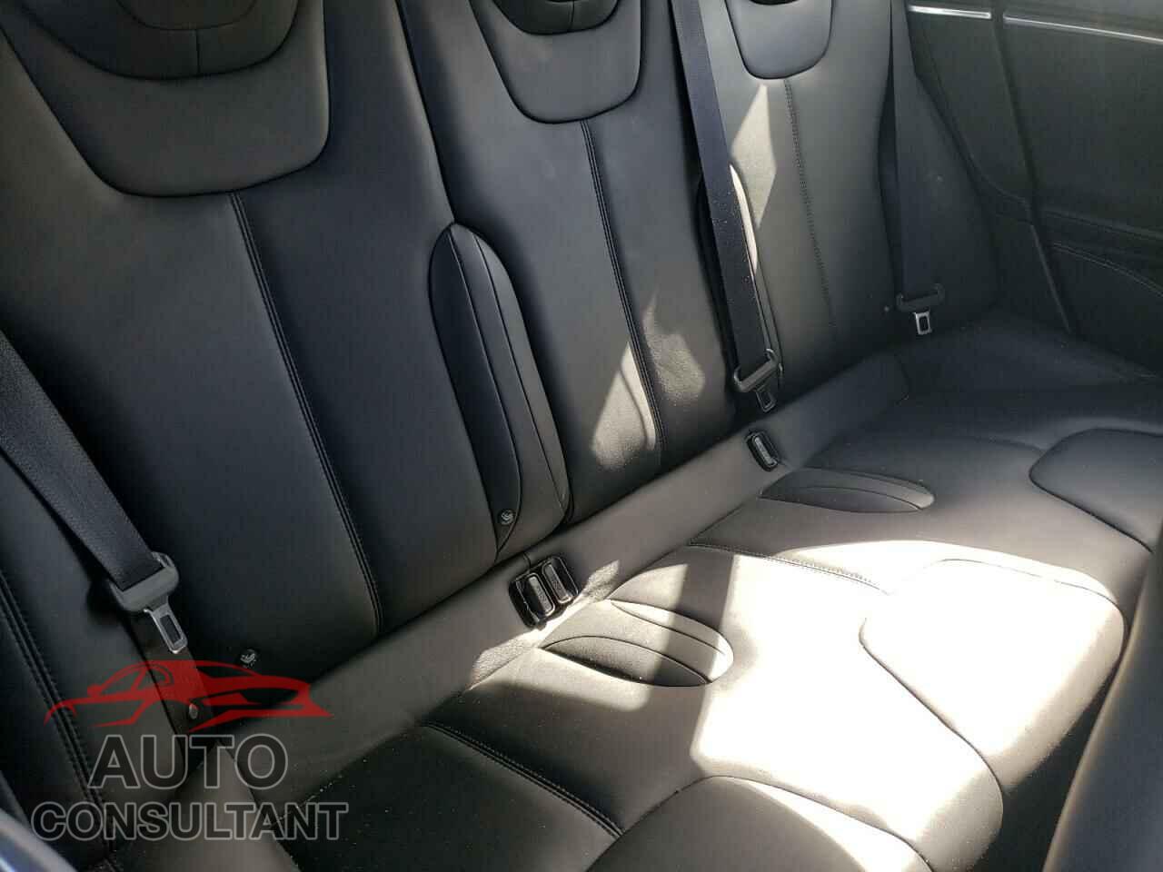 TESLA MODEL S 2015 - 5YJSA1H46FF092468