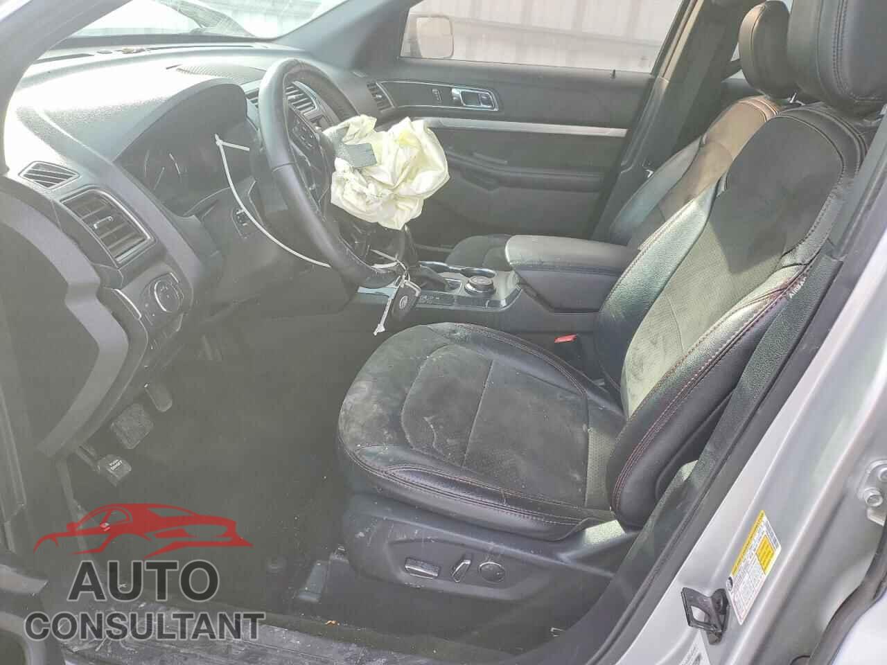FORD EXPLORER 2018 - 1FM5K8D86JGB55638
