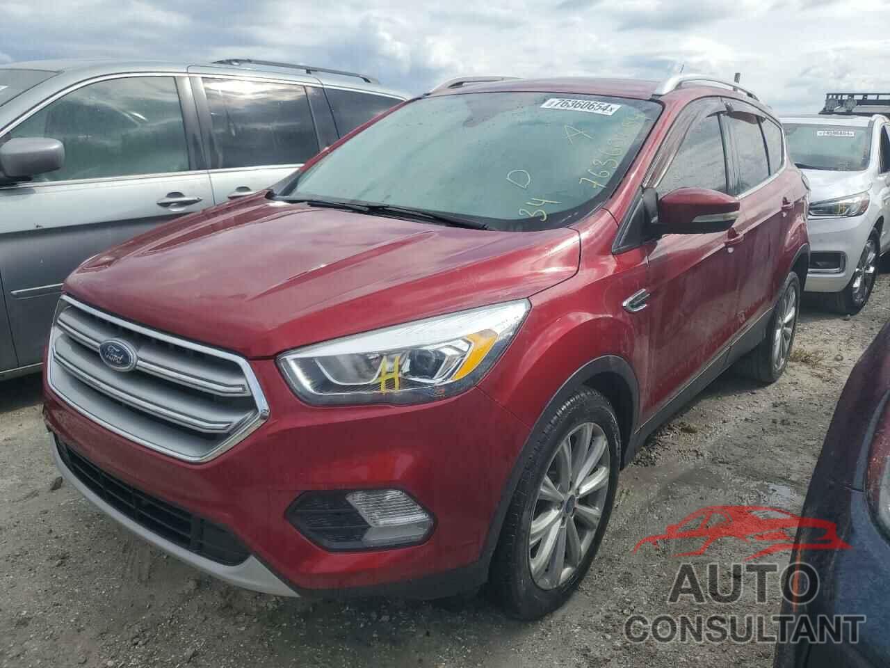 FORD ESCAPE 2017 - 1FMCU0JD5HUC07339