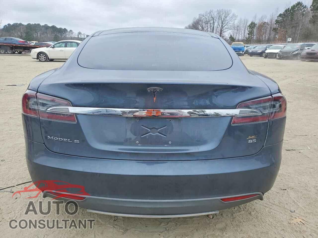 TESLA MODEL S 2014 - 5YJSA1H13EFP52194