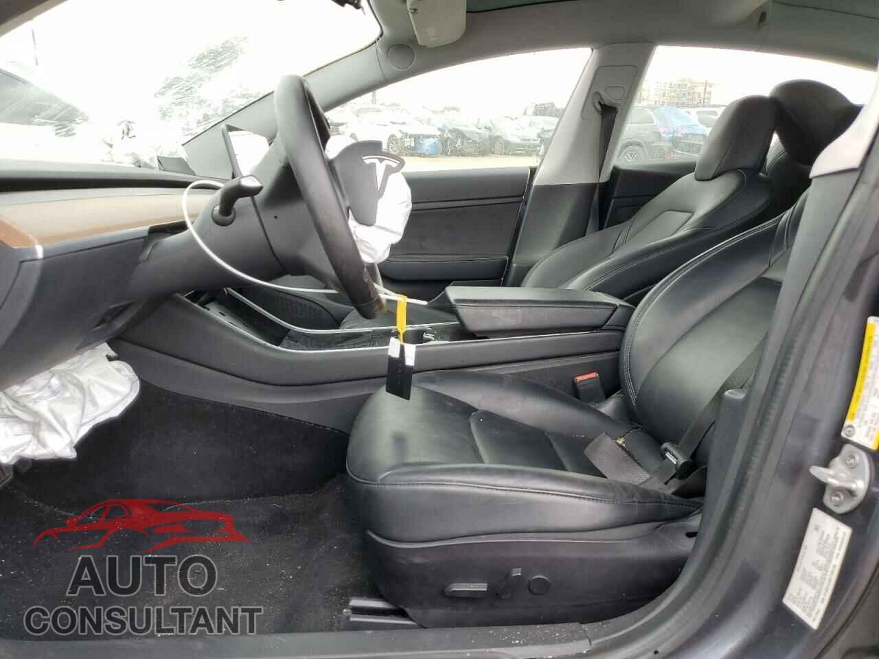TESLA MODEL 3 2020 - 5YJ3E1EA5LF705193