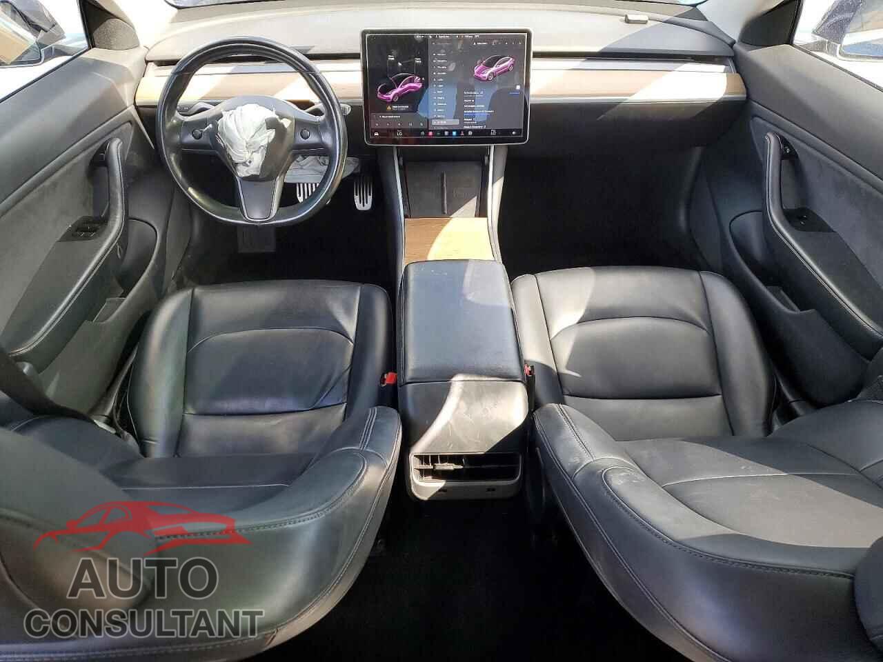 TESLA MODEL 3 2018 - 5YJ3E1EA2JF011123