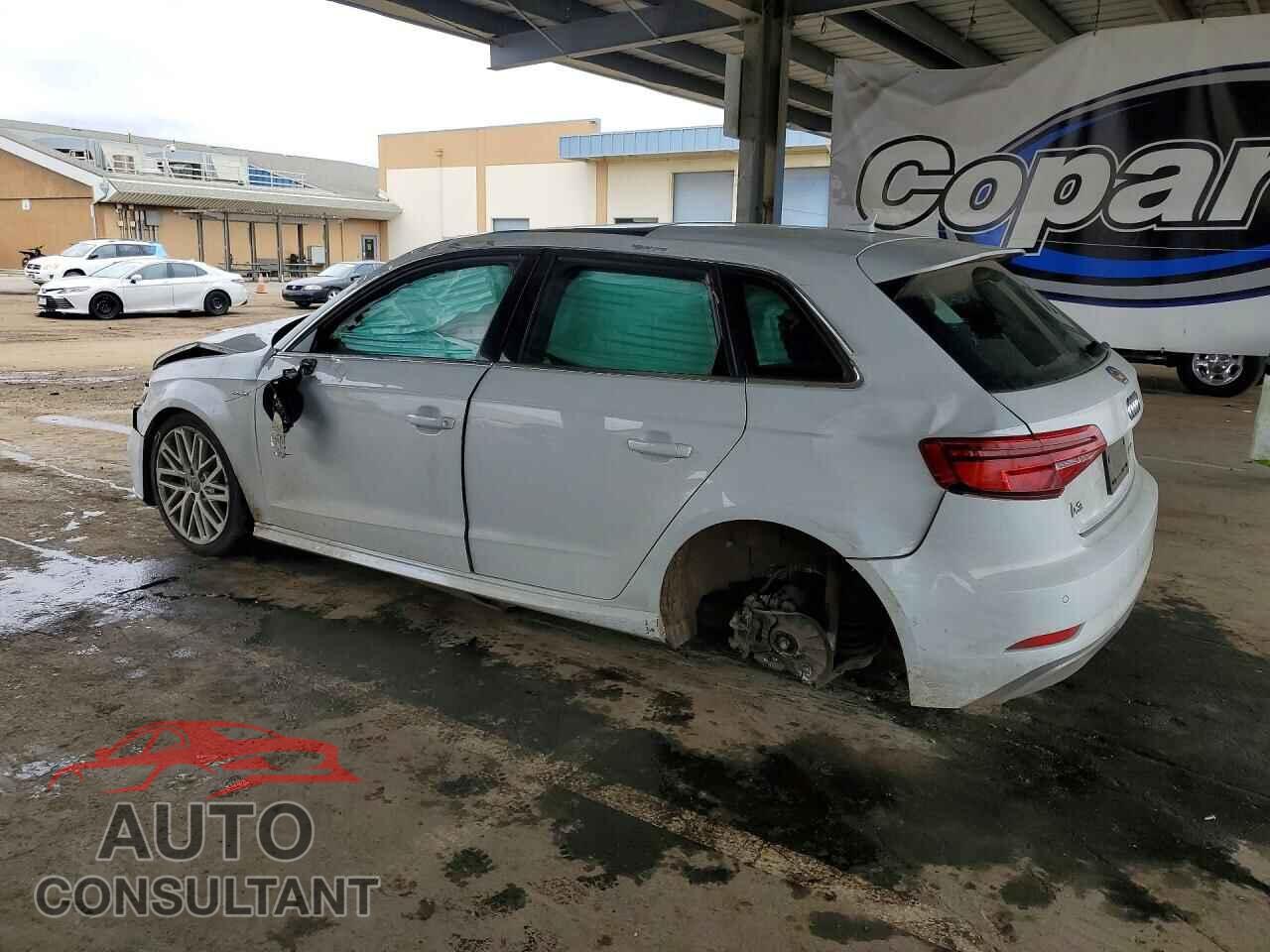 AUDI A3 2018 - WAUTPBFFXJA059145
