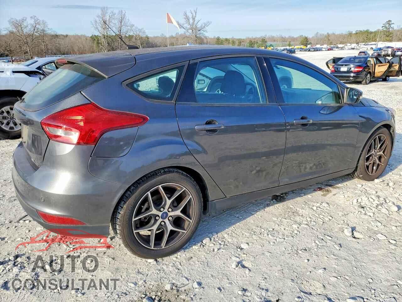 FORD FOCUS 2017 - 1FADP3M2XHL311767