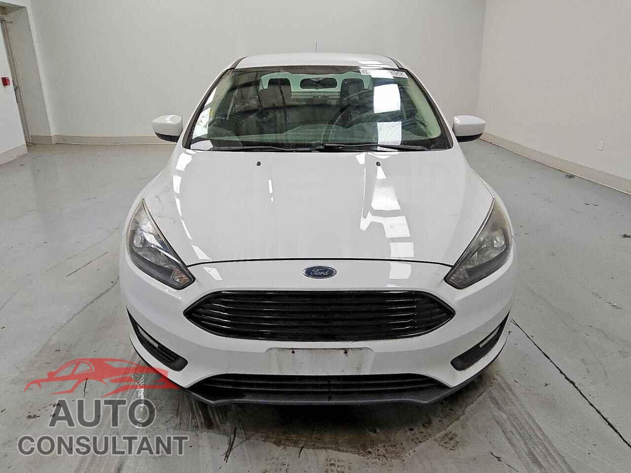 FORD FOCUS 2018 - 1FADP3FE7JL209372