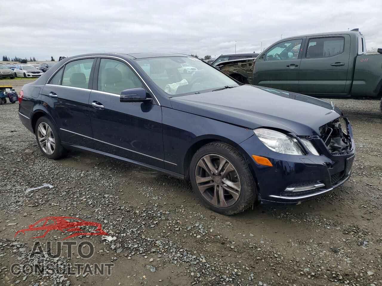 MERCEDES-BENZ E-CLASS 2011 - WDDHF8HB4BA399021