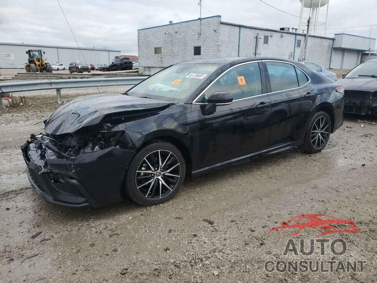 TOYOTA CAMRY 2022 - 4T1G11AK6NU697431