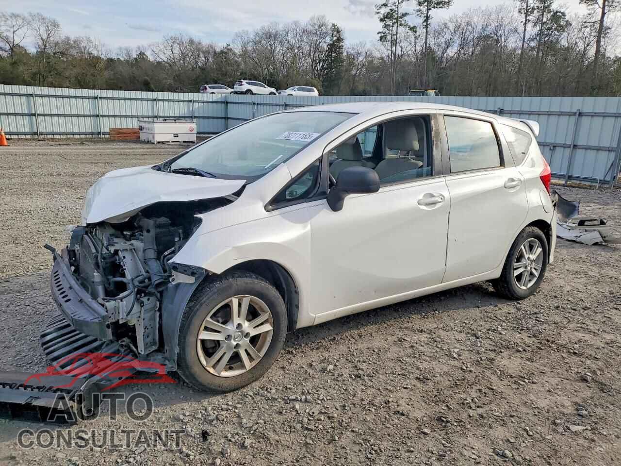 NISSAN VERSA 2017 - 3N1CE2CP3HL367382