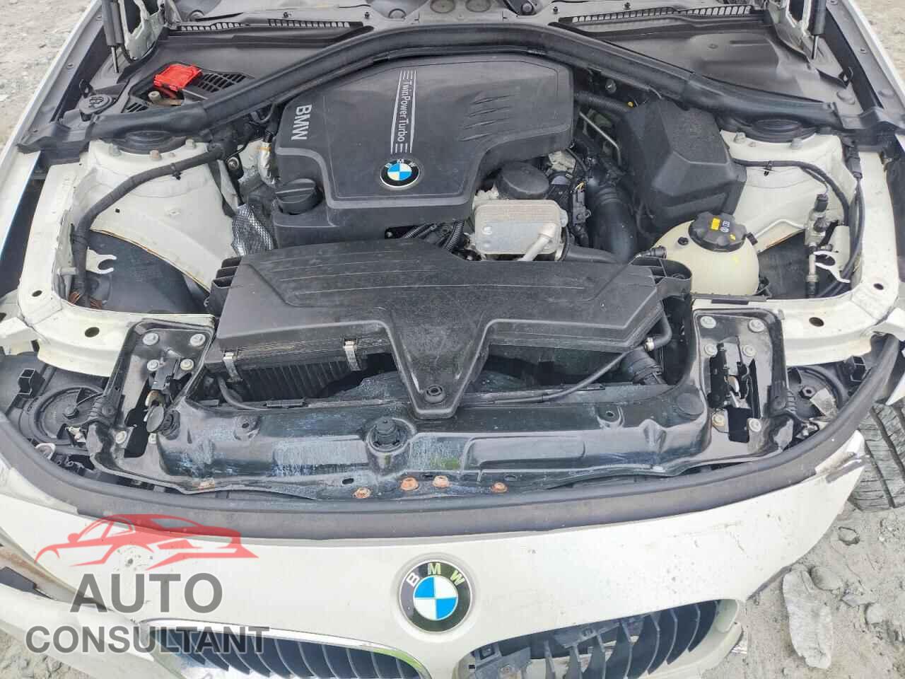 BMW 320 XI 2016 - WBA8E5G53GNU19747