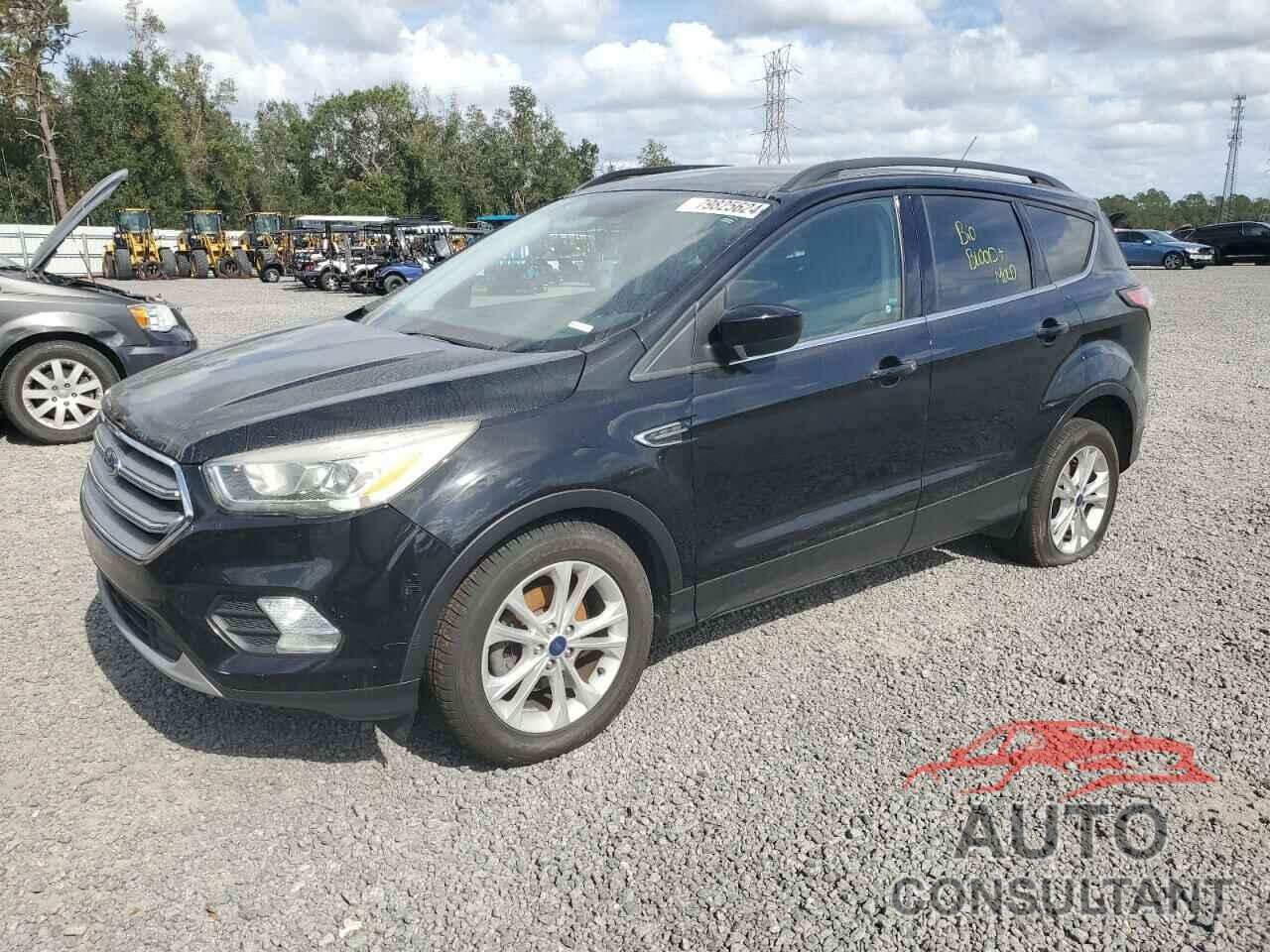 FORD ESCAPE 2017 - 1FMCU0GD4HUC19215