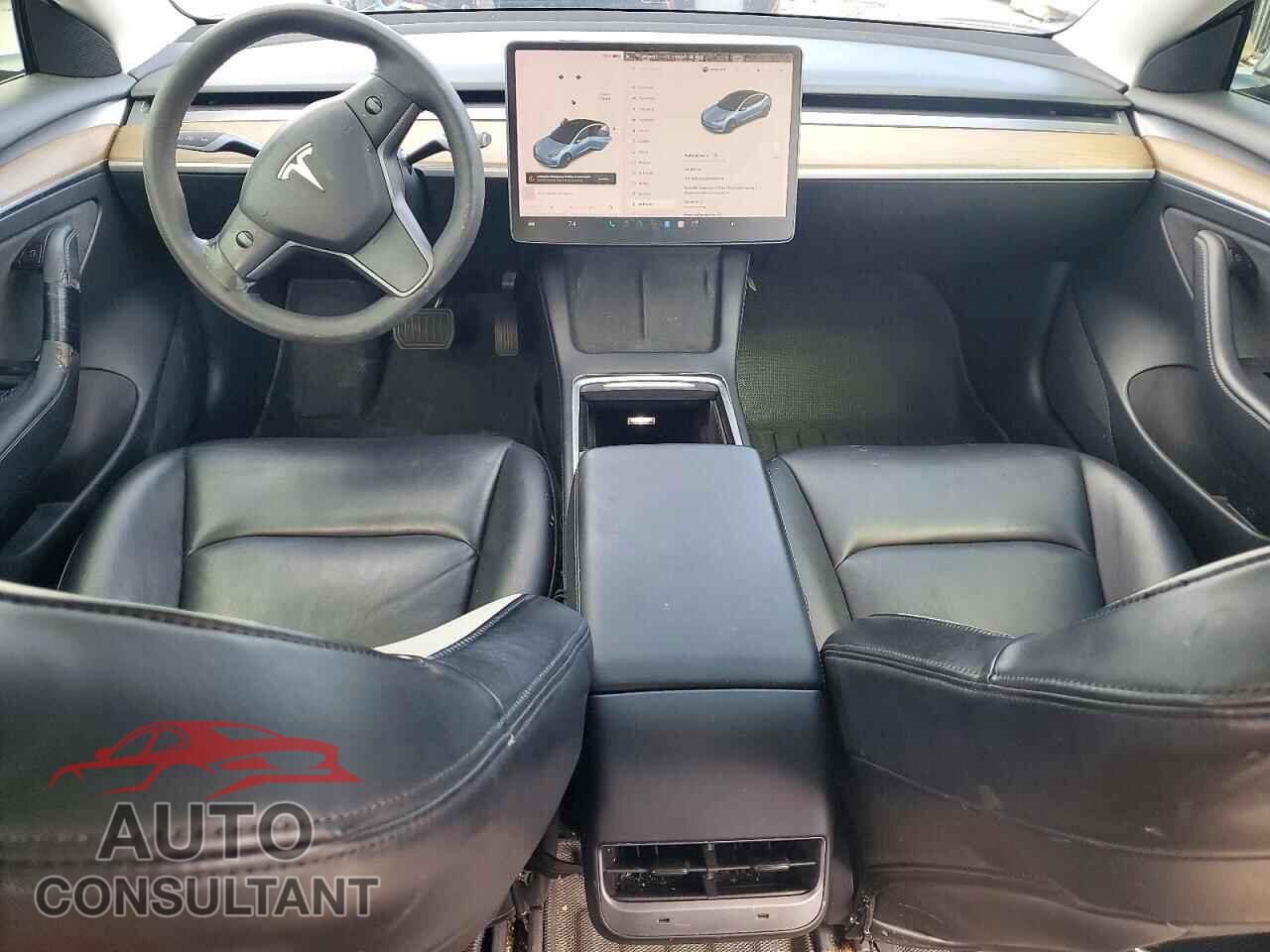 TESLA MODEL 3 2021 - 5YJ3E1EA2MF048077