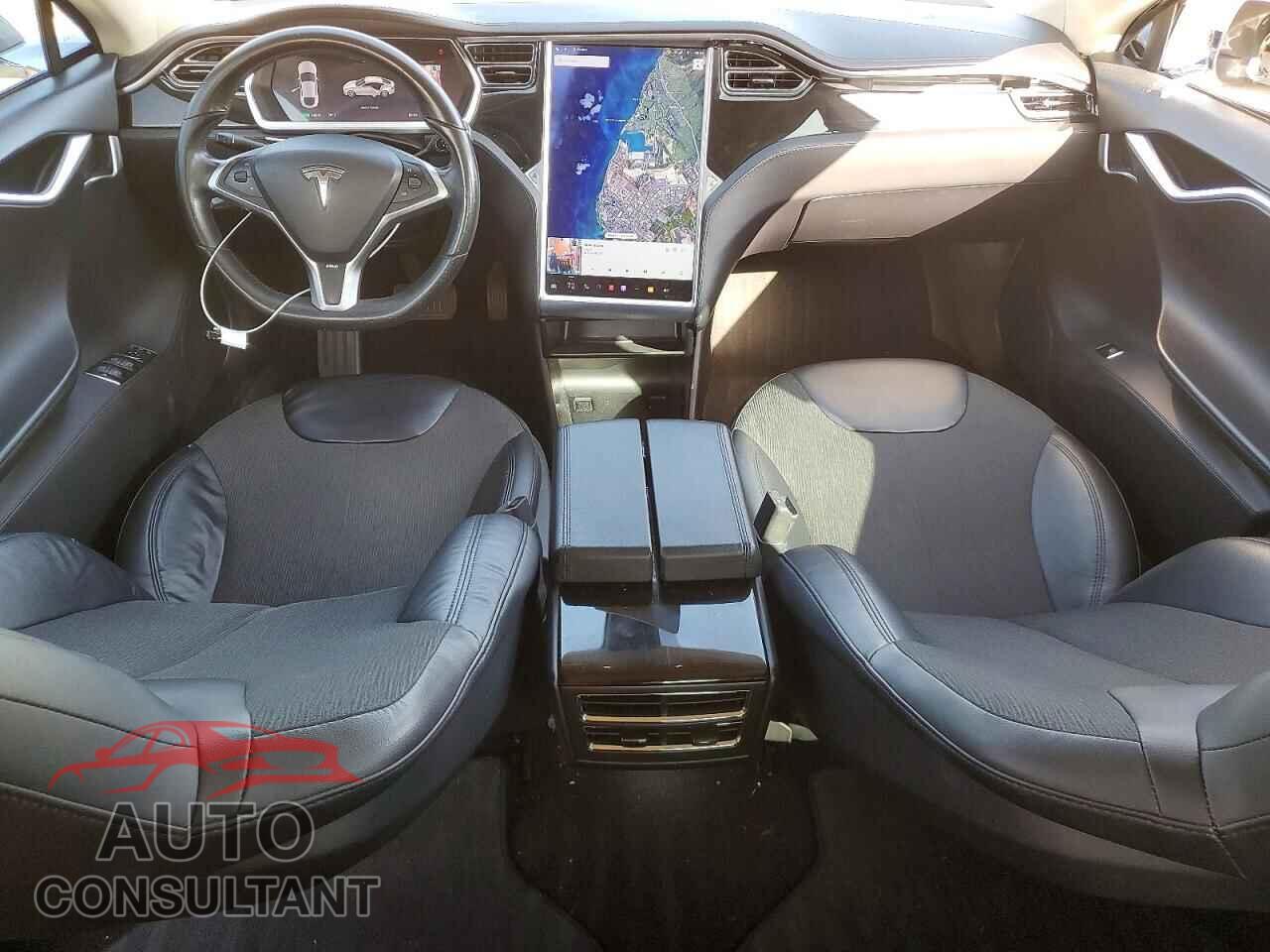 TESLA MODEL S 2013 - 5YJSA1AG8DFP04753