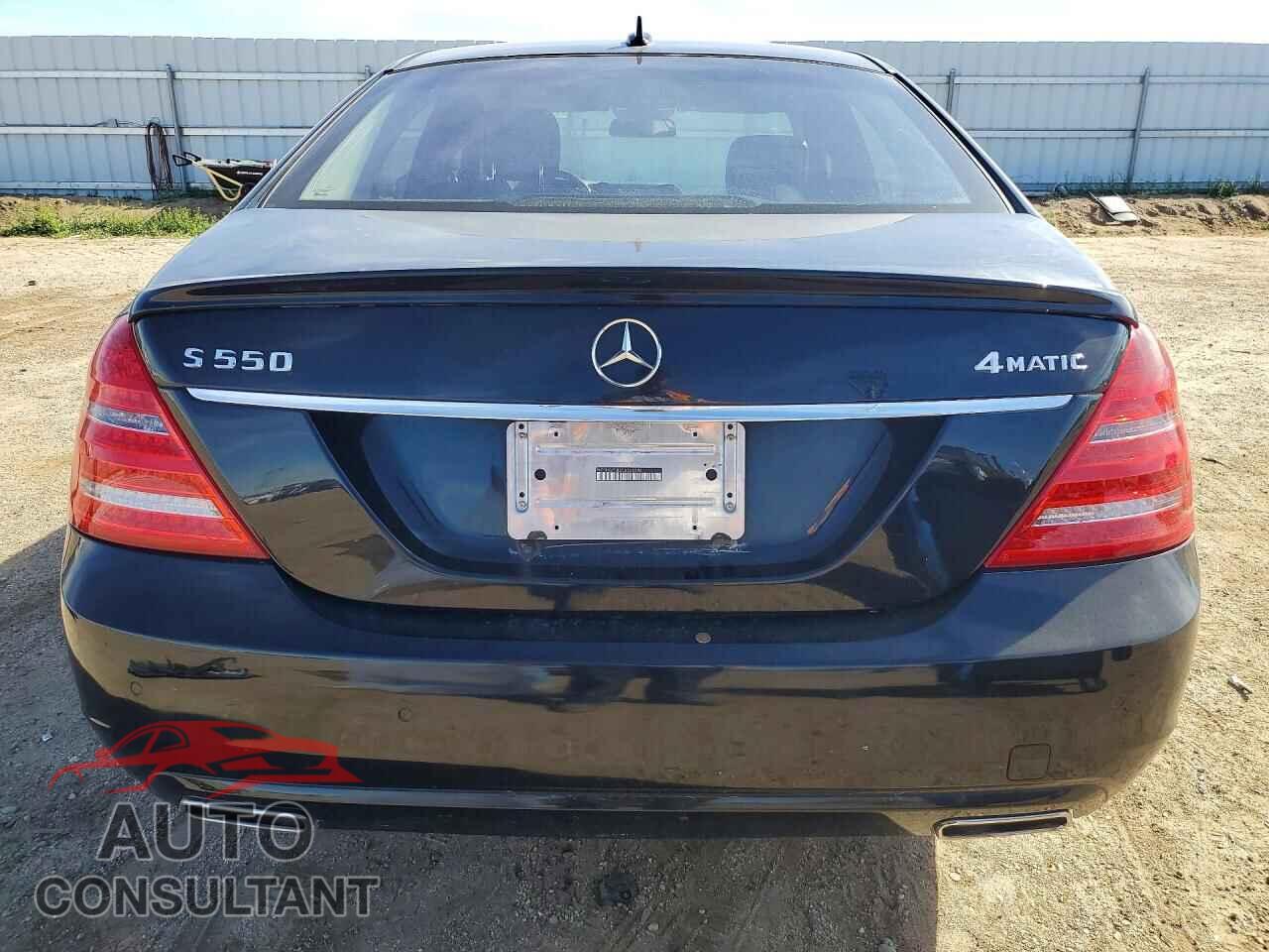 MERCEDES-BENZ S 2012 - WDDNG7DB2CA428596