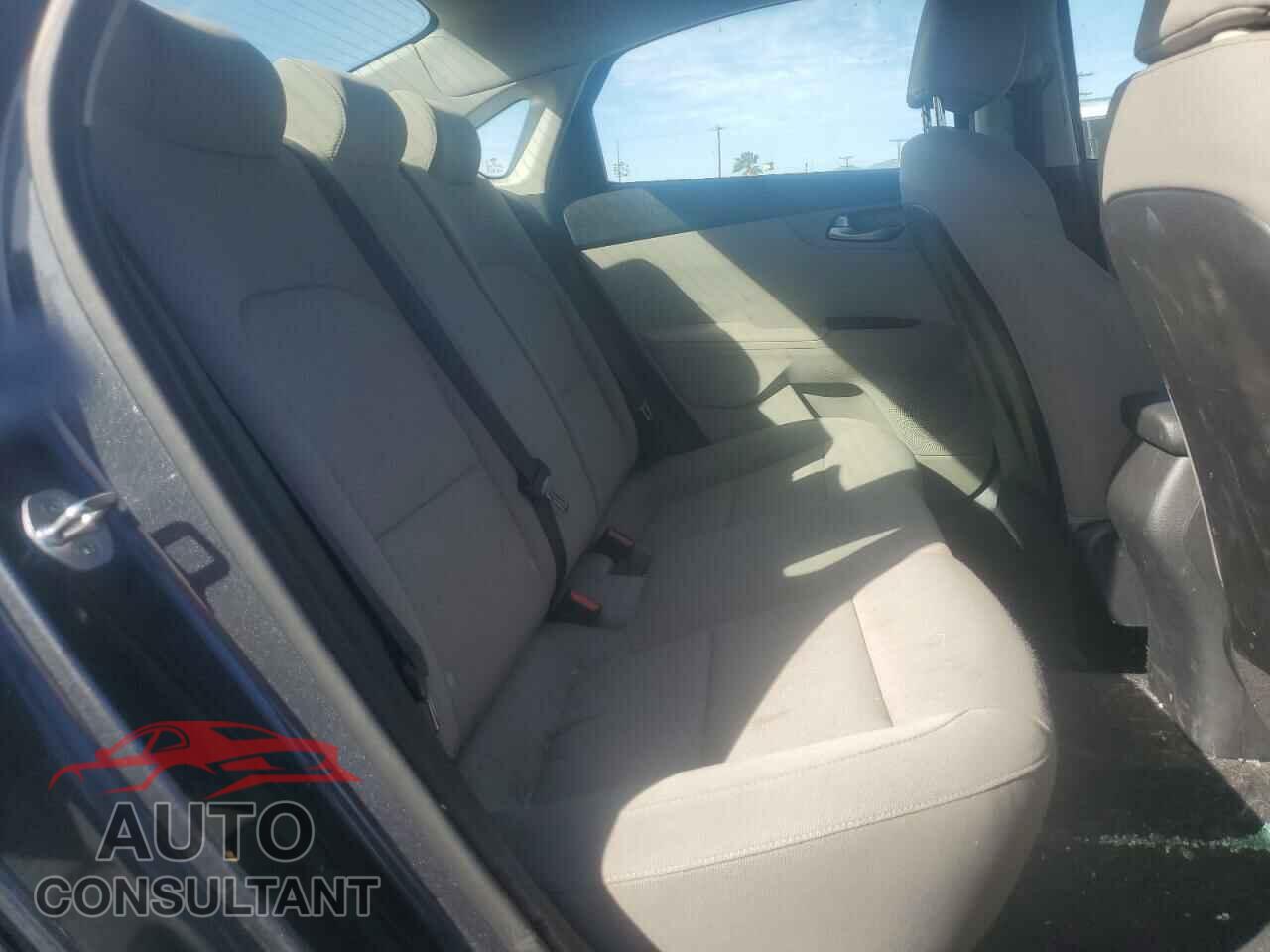 KIA FORTE 2019 - 3KPF24AD5KE098367