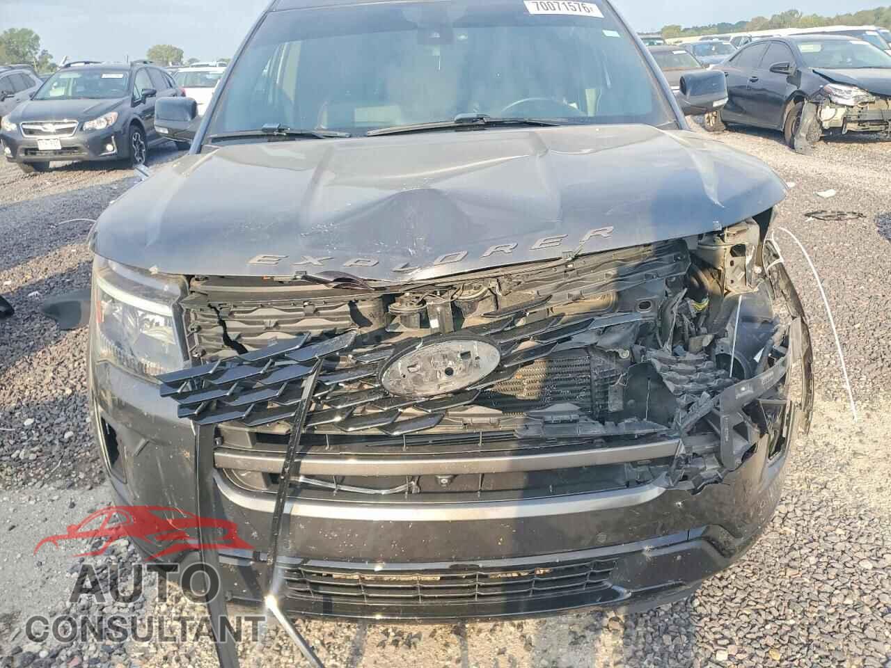 FORD EXPLORER 2018 - 1FM5K8GT8JGB88513