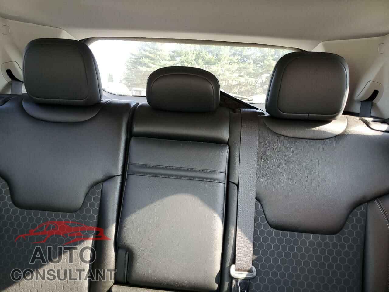 JEEP COMPASS 2019 - 3C4NJDBB8KT754875