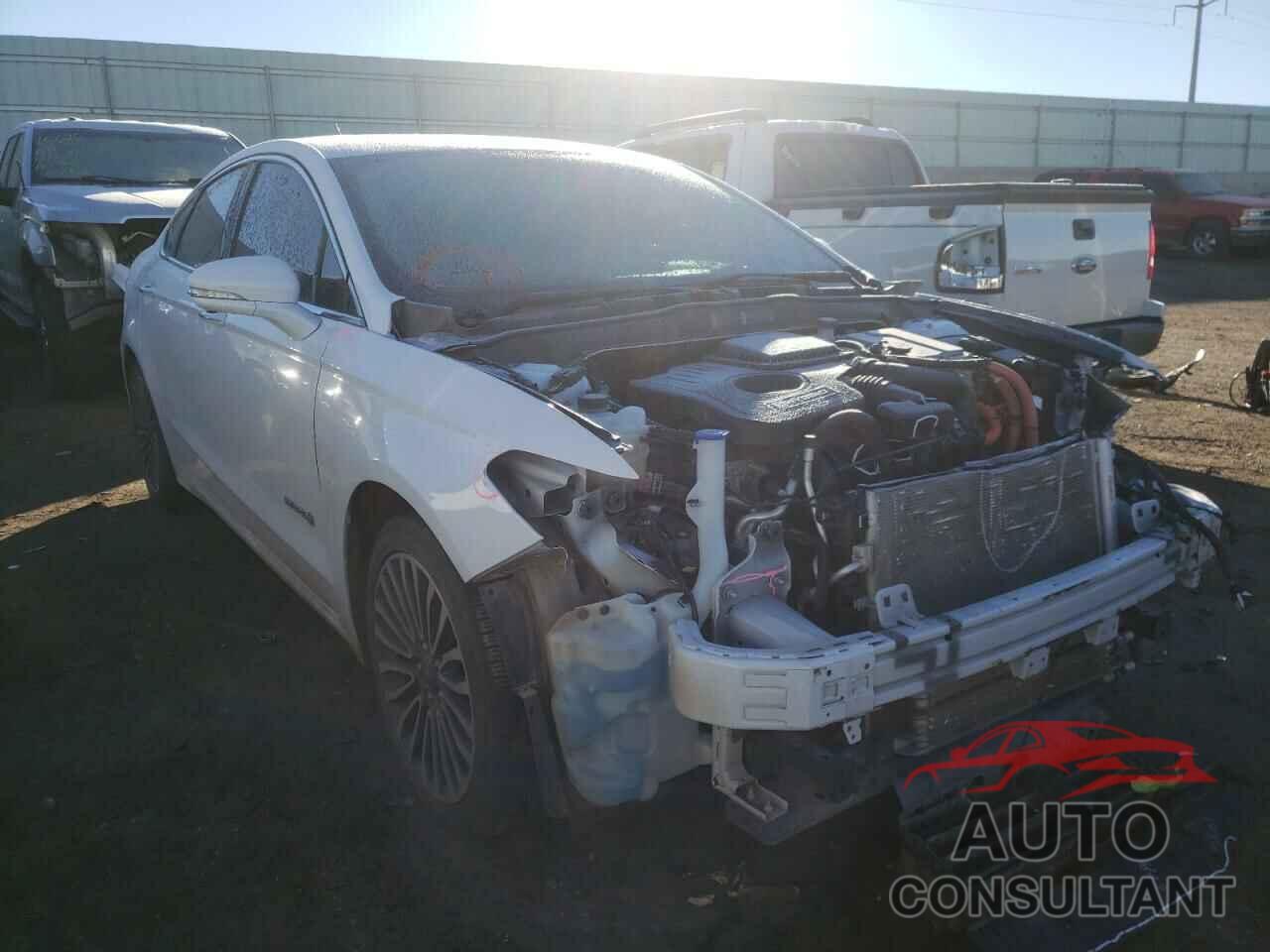 FORD FUSION 2018 - 3FA6P0RU5JR248733