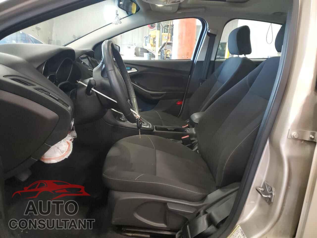 FORD FOCUS 2017 - 1FADP3M20HL309767