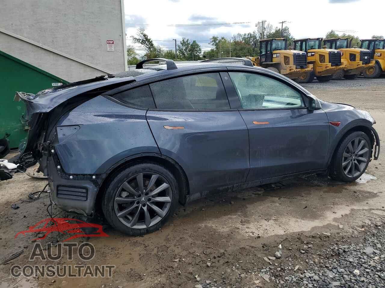TESLA MODEL Y 2022 - 7SAYGAEE2NF419231