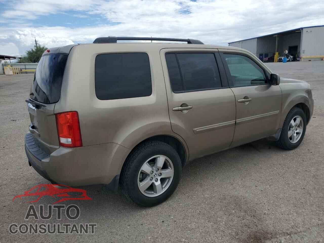 HONDA PILOT 2010 - 5FNYF3H43AB004282