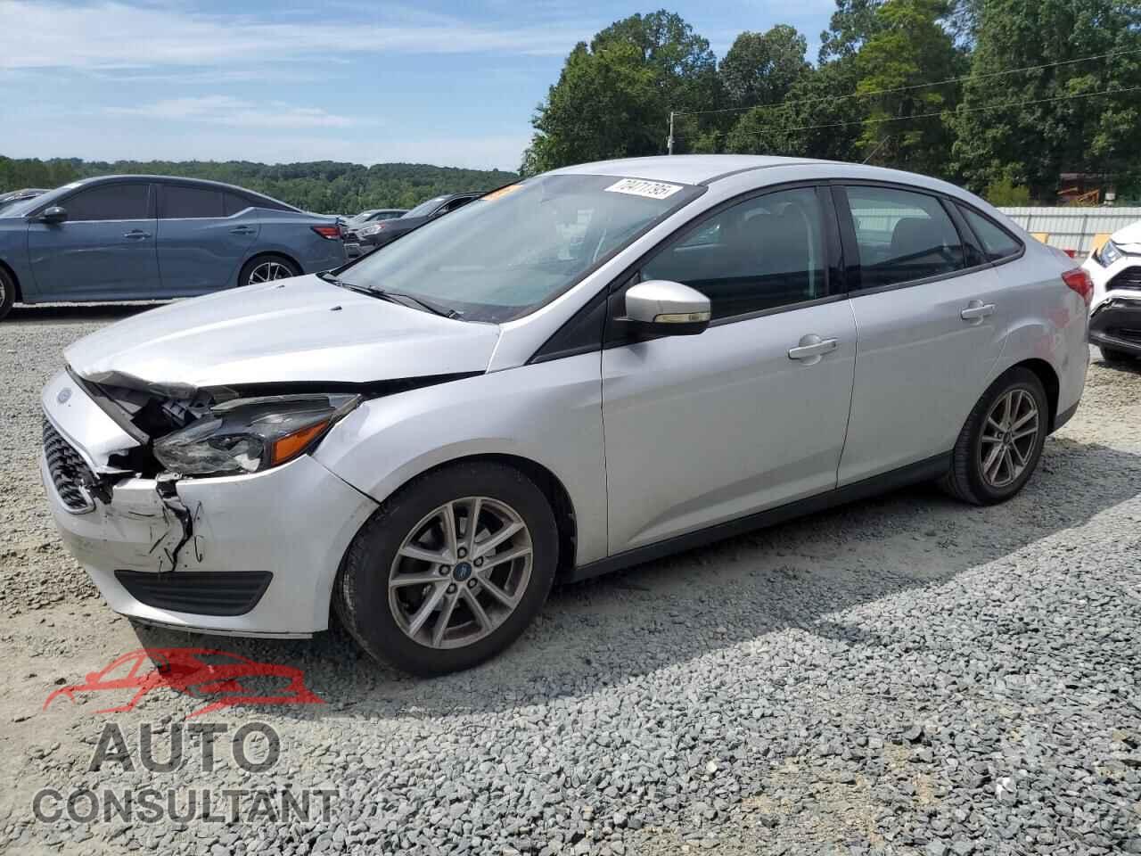 FORD FOCUS 2017 - 1FADP3F24HL315519