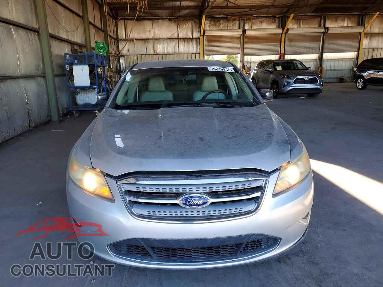 FORD TAURUS 2011 - 1FAHP2FWXBG163048
