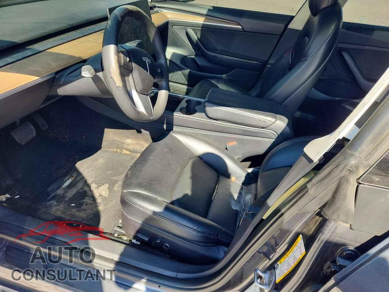 TESLA MODEL 3 2021 - 5YJ3E1EA1MF086030