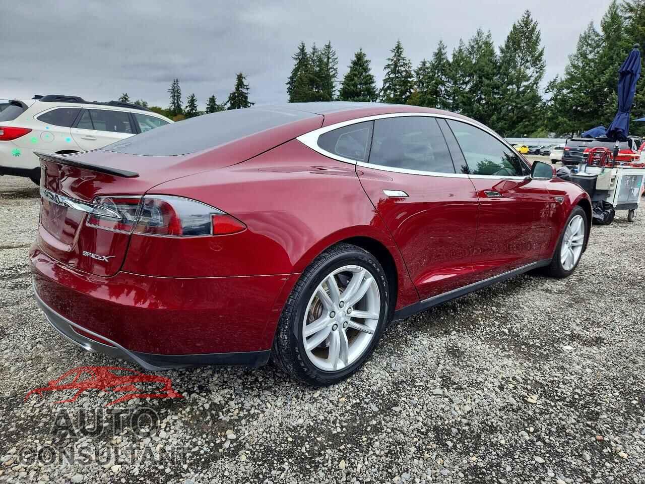 TESLA MODEL S 2012 - 5YJSA1DP9CFS00318